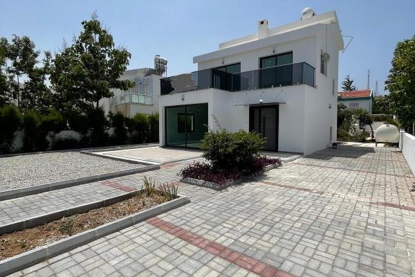 DENİZE SADECE 60 METRE MESAFEDE MÜSTAKİL VİLLA!
