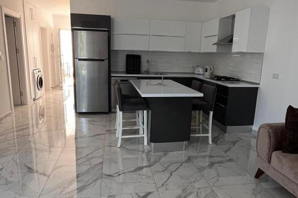 GIRNE ESENTEPEDE HAVUZLU LUKS SITEDE SATILIK 2+1 DAIRE