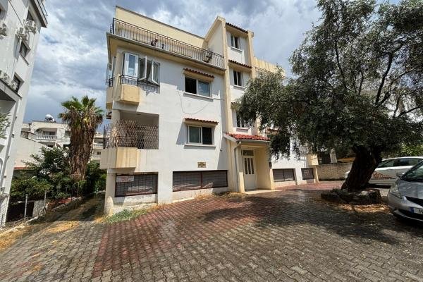 GİRNE MERKEZ BÖLGESİNDE TÜM MASRAFLARI ÖDENMİŞ SATILIK 3+1 FULL EŞYALI PENTHOUSE DAİRE