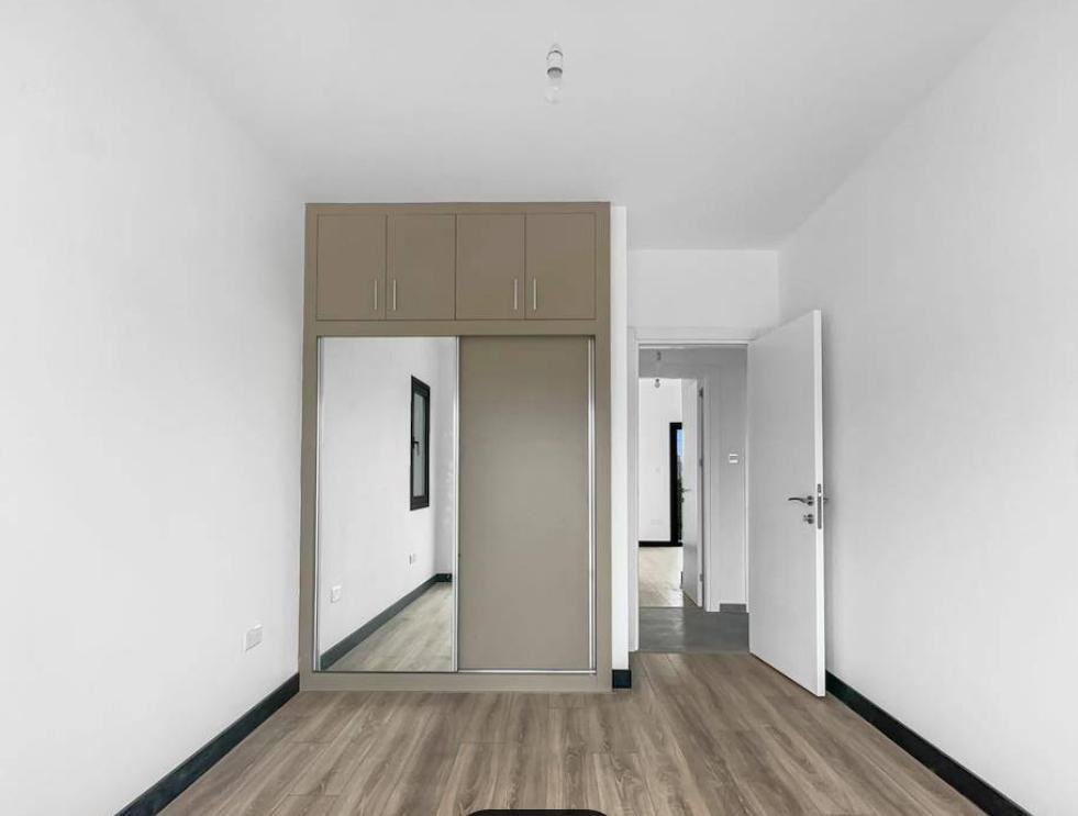 GİRNE ALSANCAK BÖLGESİNDE TAMAMLANMIŞ 3+1 LÜKS TASARIM SATILIK VİLLA