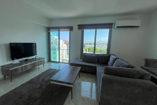 GİRNE MERKEZDE TÜM MASRAFLARI ÖDENMİŞ, KREDİYE UYGUN SATILIK 2+1 DAİRE FIRSATI